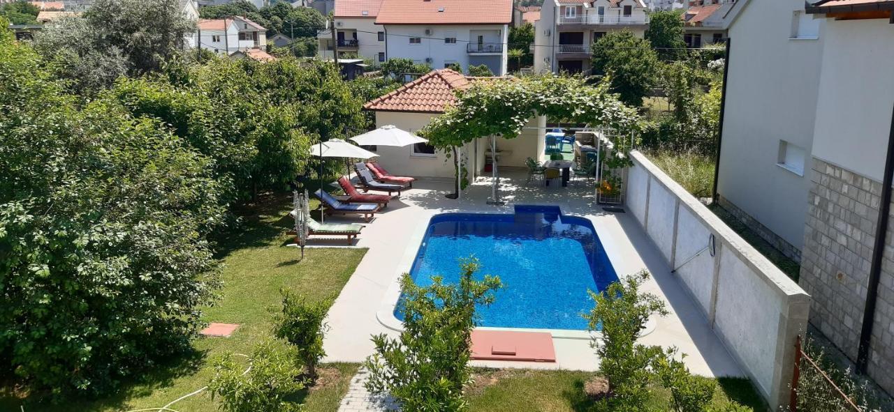 Apartmani Amira เทรบินเย ภายนอก รูปภาพ