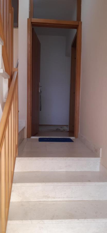 Apartmani Amira เทรบินเย ภายนอก รูปภาพ